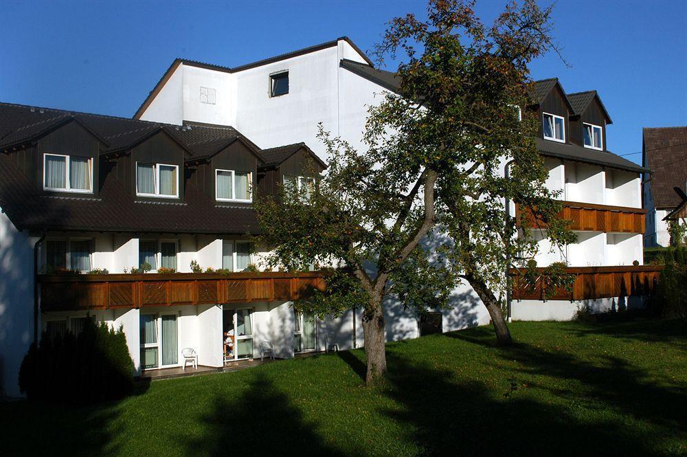 TIPTOP Hotel Hirt Deißlingen Buitenkant foto