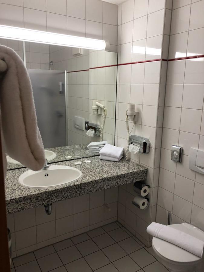 TIPTOP Hotel Hirt Deißlingen Buitenkant foto