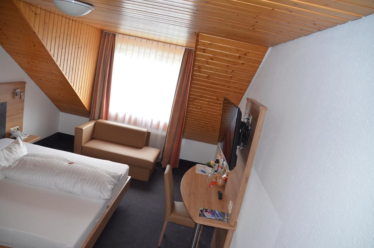 TIPTOP Hotel Hirt Deißlingen Buitenkant foto