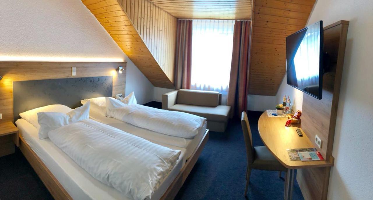 TIPTOP Hotel Hirt Deißlingen Buitenkant foto